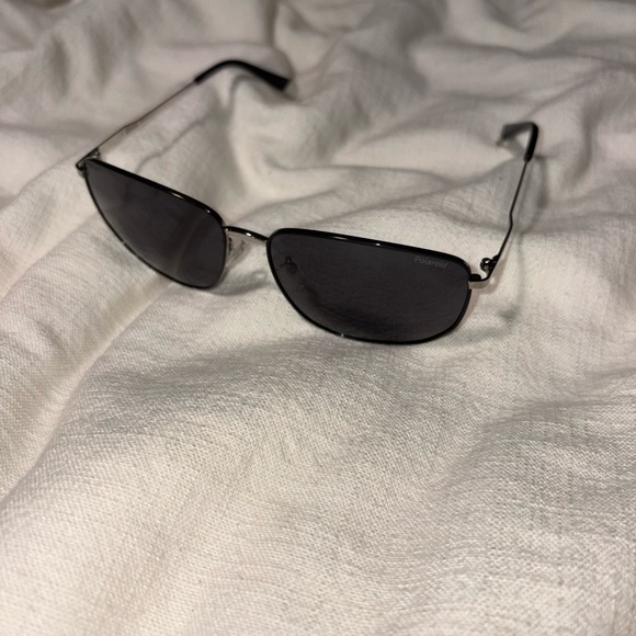 Polaroid Glossy Black Eyewear - Picture 3 of 5